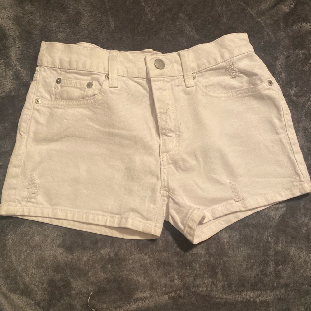 Gap shorts